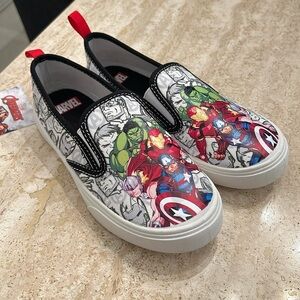 NWT Marvel sneakers size Y2